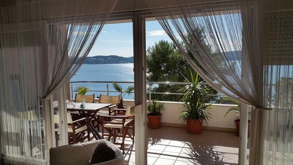 Sunrise App Appartement Trogir Buitenkant foto